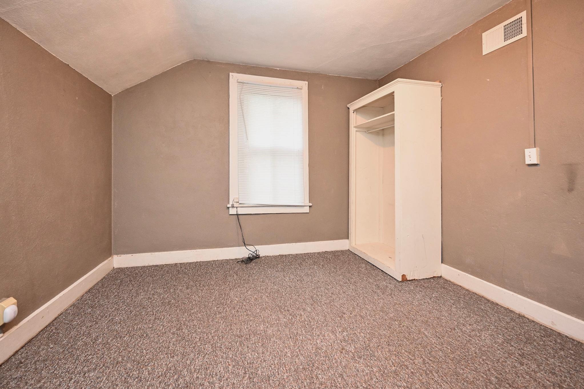 403 West Broadway Street Winona, MN 55987 - Photo 17 of 24