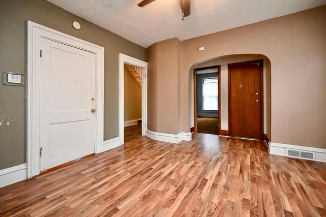 $219,900 | 403 West Broadway Street, Winona, MN 55987