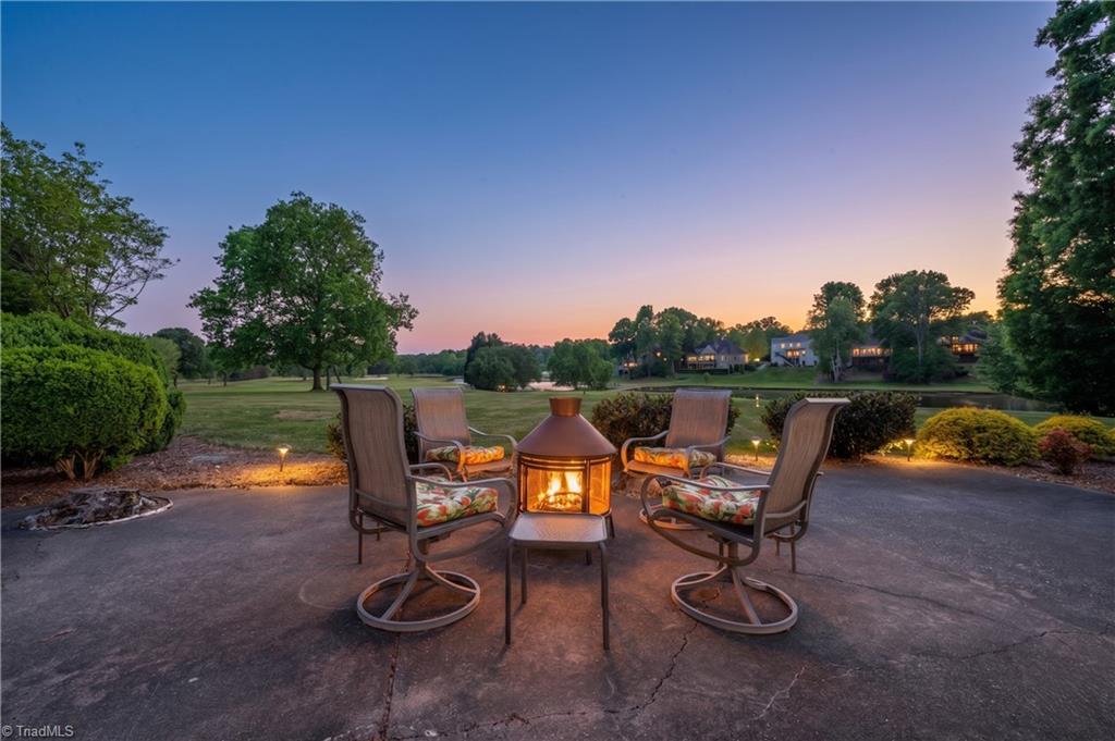 216 Juniper Circle Bermuda Run, NC 27006 - Photo 3 of 50