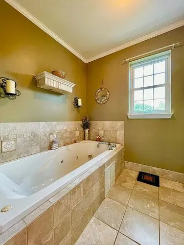 $725,000 | 12 Jansen Court, Buffalo, NY 14225