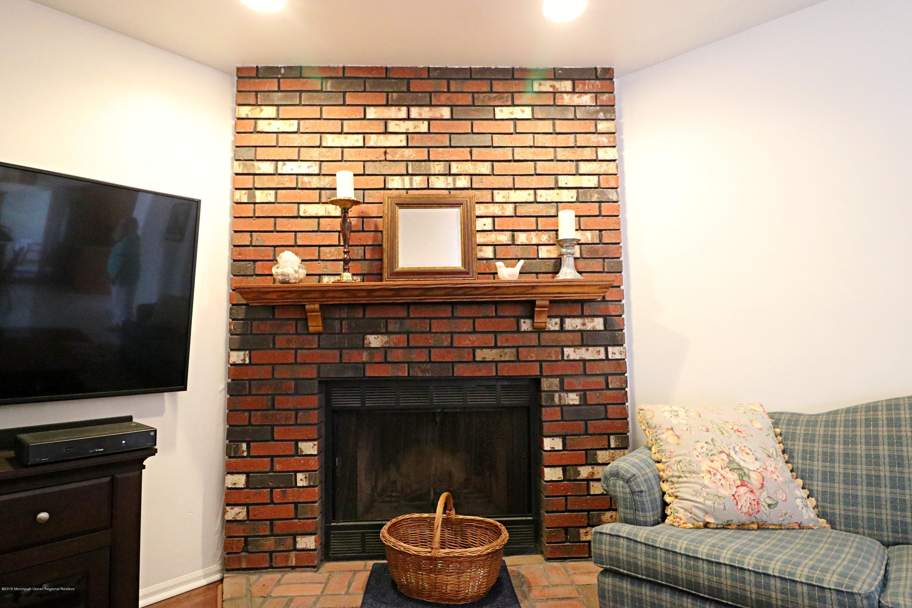95 Appletree Road Howell, NJ 07731 - Photo 10 of 35 fireplace