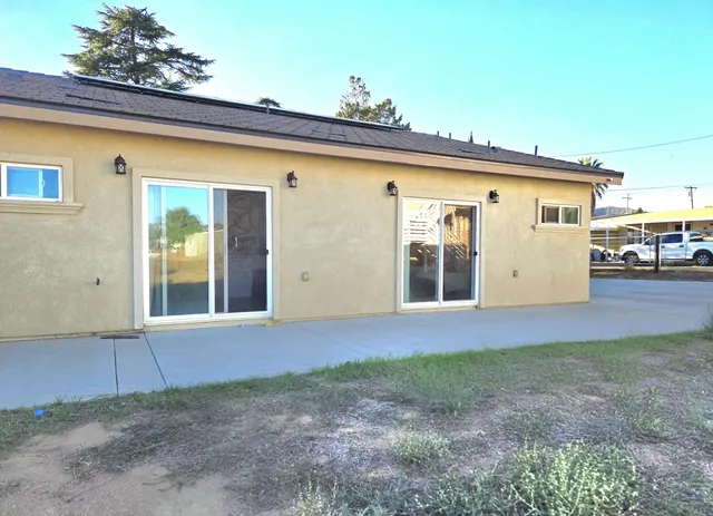 $859,000 | 10956 Cherry Avenue, Cherry Valley, CA 92223