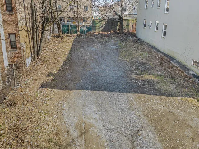 $1,100,000 | 1448-1450 Rosedale Avenue | Stratton Park