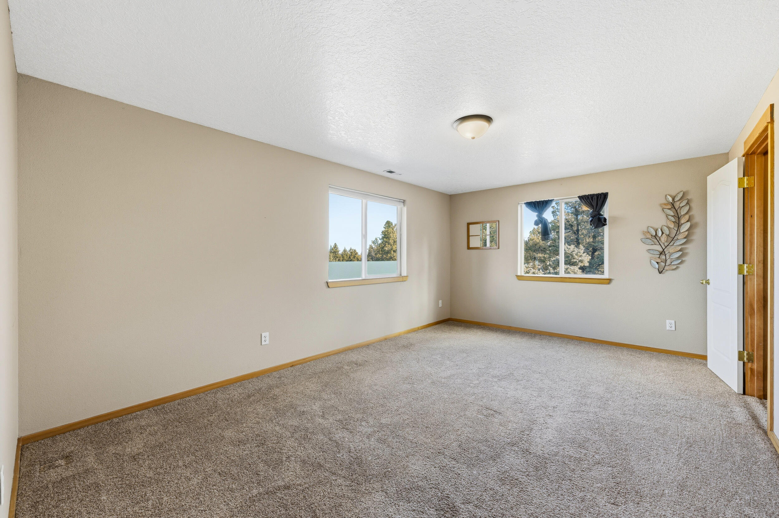 62262 Chickadee Lane Bend, OR 97701 - Photo 36 of 70 37_62262 chickadee ln-33