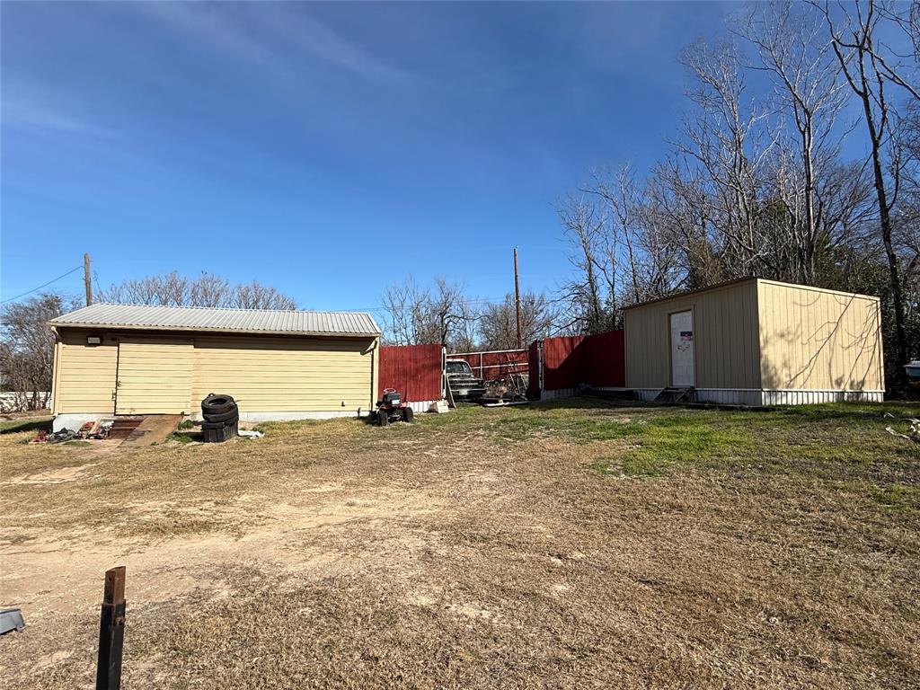 609 East Henry Street Hamilton, TX 76531 - Photo 35 of 40