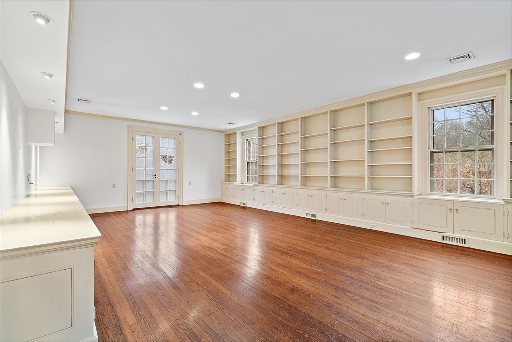 70 Lexington Road Concord, MA 01742 - Photo 23 of 29