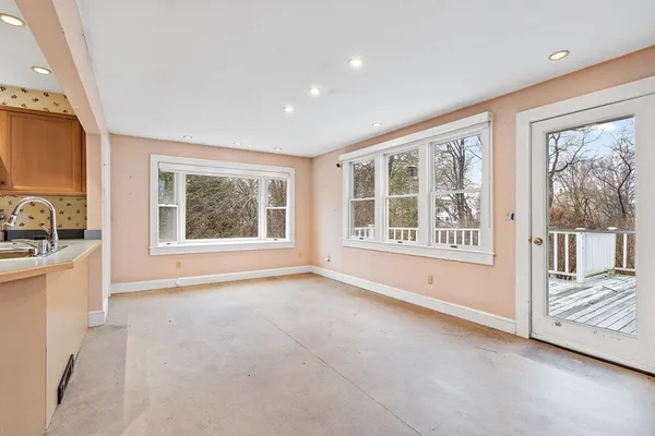 $1,995,000 | 70 Lexington Road, Concord, MA 01742