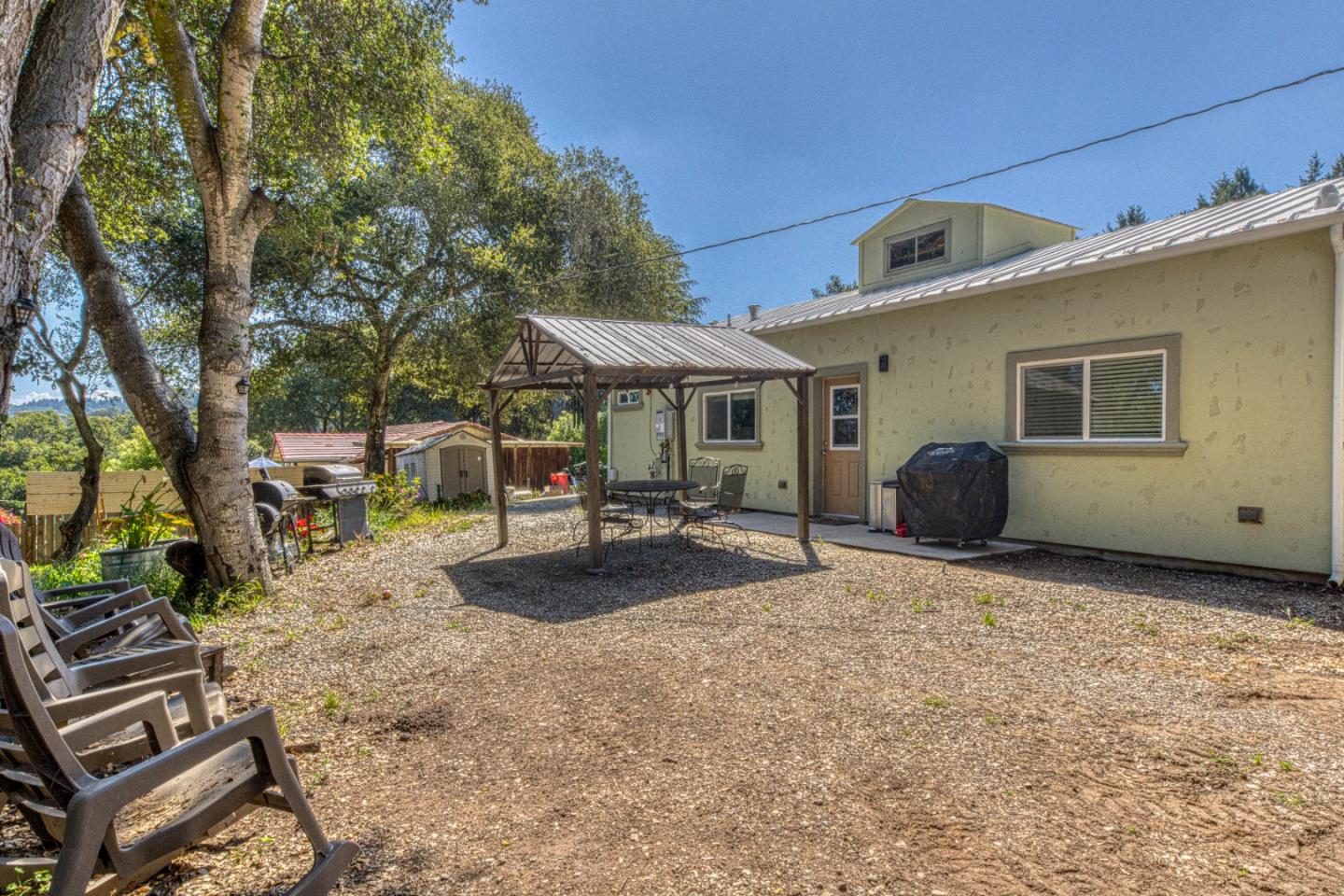 415 Carpenteria Road Aromas, CA 95004 - Photo 25 of 34