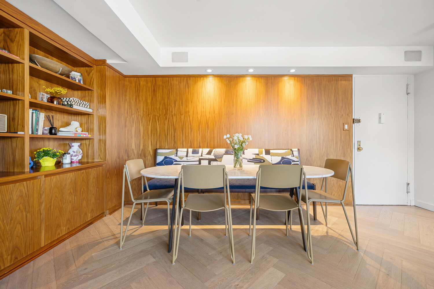 2 Charlton Street, Unit PH16F Manhattan, NY 10014 - Photo 6 of 20 a dining room with furniture and window