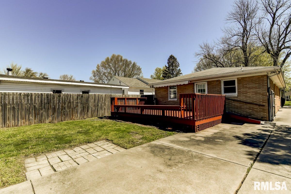 1129 North Milton Avenue Springfield, IL 62702 - Photo 31 of 35 Gallery Image 31