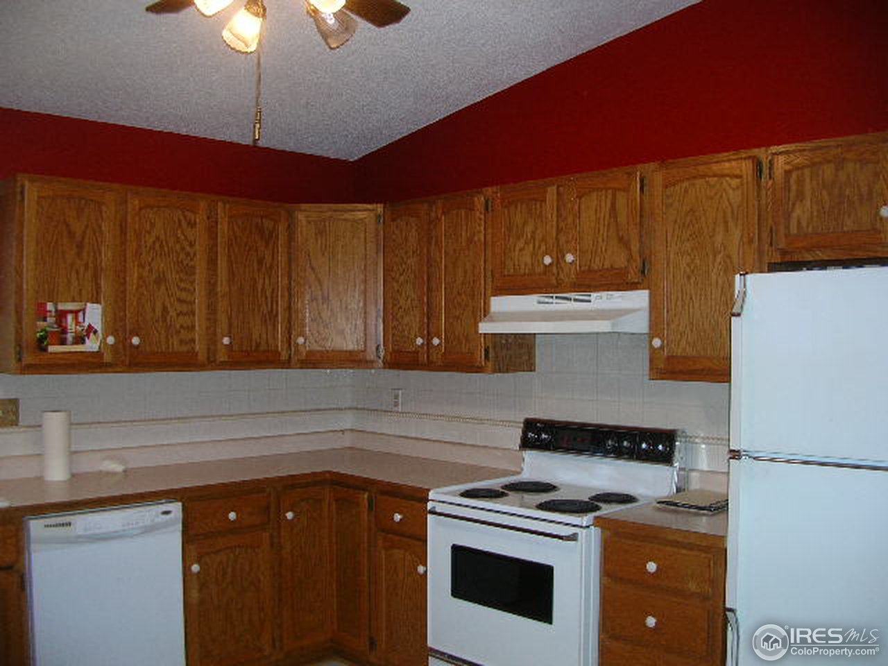 3126 West 19th St Road Greeley, CO 80634 - Photo 4 of 11 Kitchen