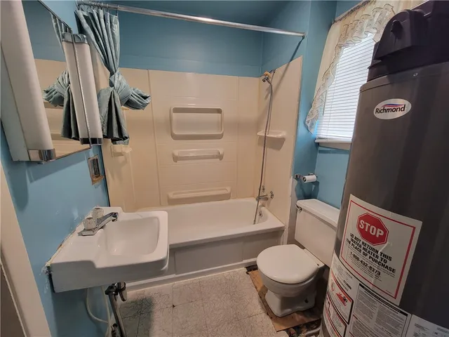 $79,900 | 212 Henry Street, Montour, NY 14865