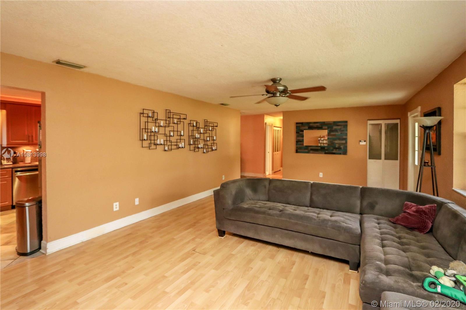 20300 Southwest 316th Street Homestead, FL 33030 - Photo 3 of 26