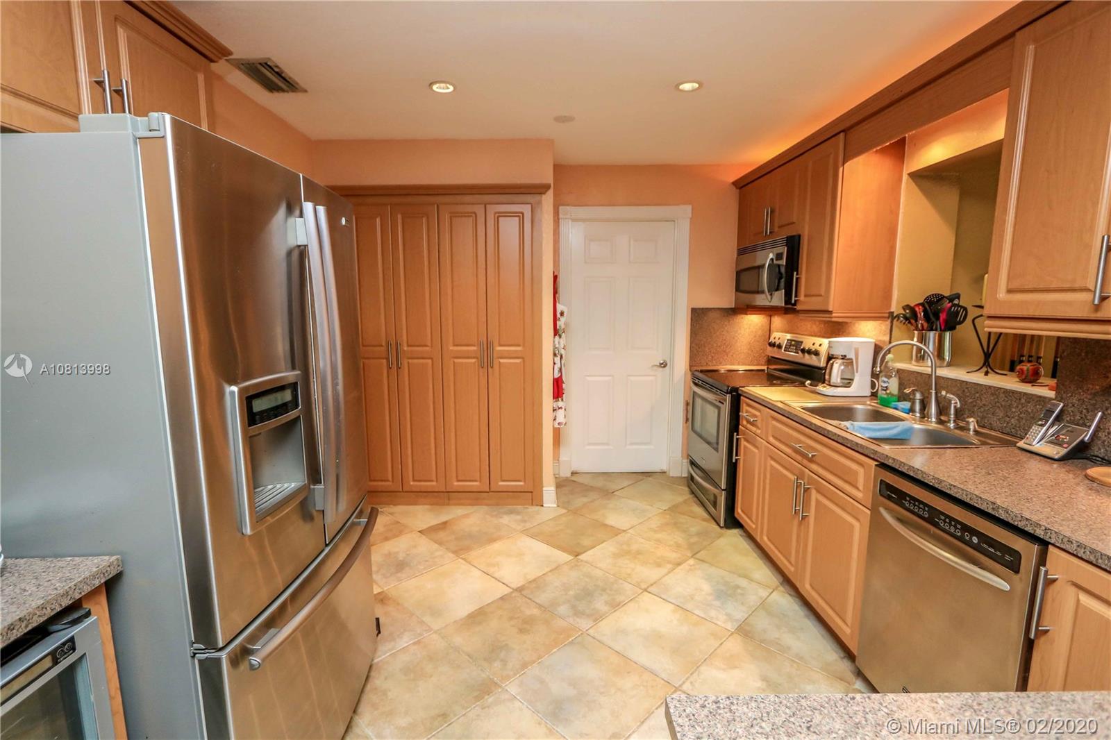 20300 Southwest 316th Street Homestead, FL 33030 - Photo 8 of 26