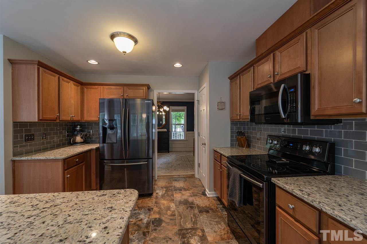 89 Spring Leaf Lane Wendell, NC 27591 - Photo 10 of 30 Gallery Image 10