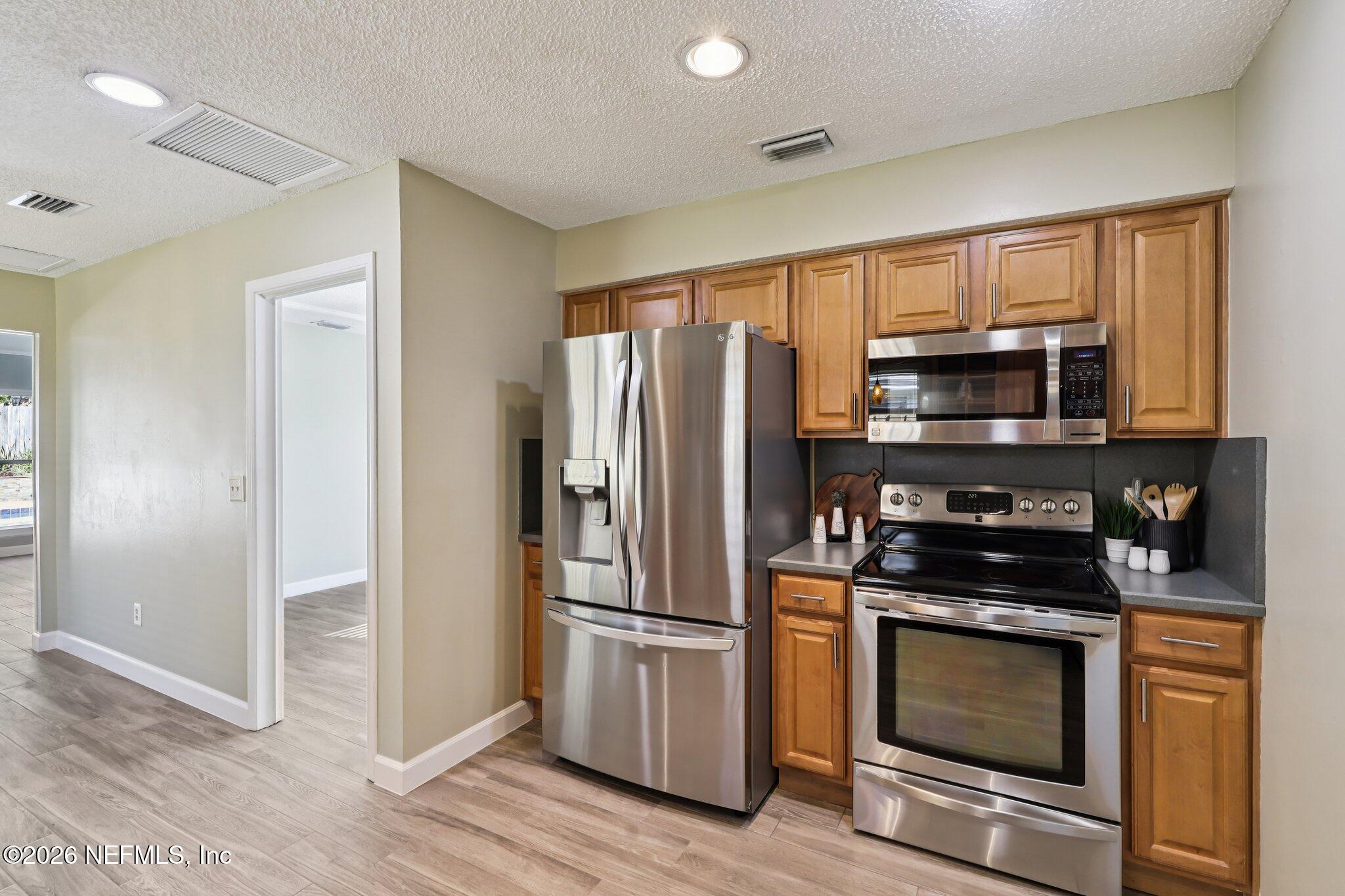 3585 Lawrence Road Orange Park, FL 32073 - Photo 22 of 73 Kitchen