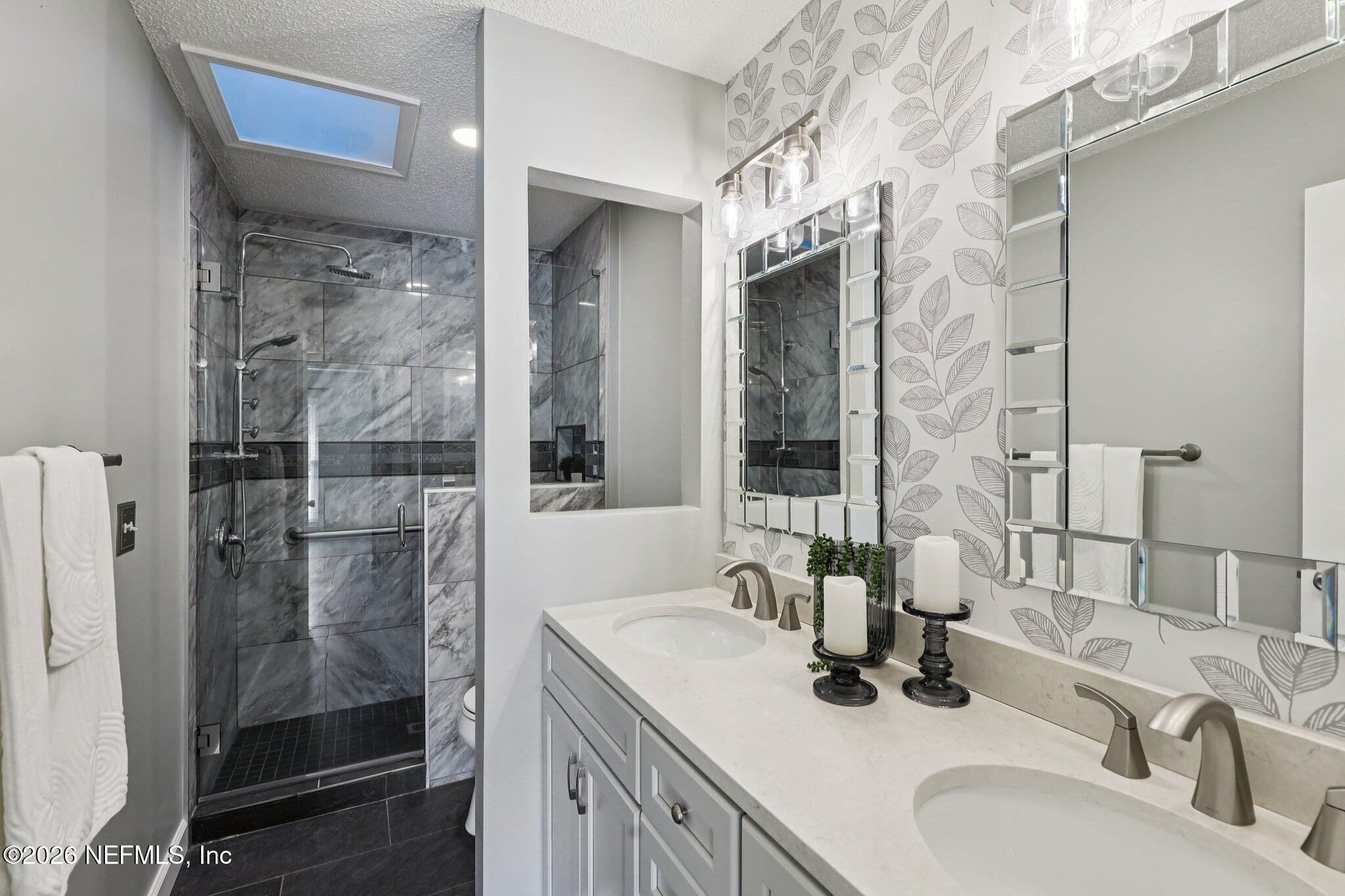 3585 Lawrence Road Orange Park, FL 32073 - Photo 40 of 73 Bathroom 2