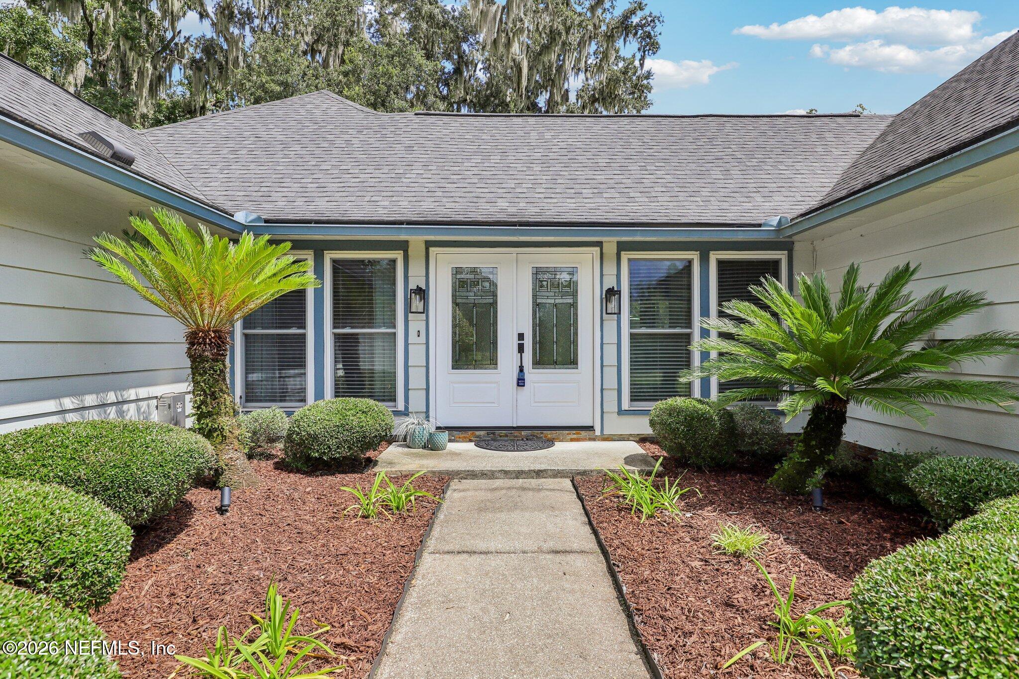 3585 Lawrence Road Orange Park, FL 32073 - Photo 4 of 73 Walkway to Front Door