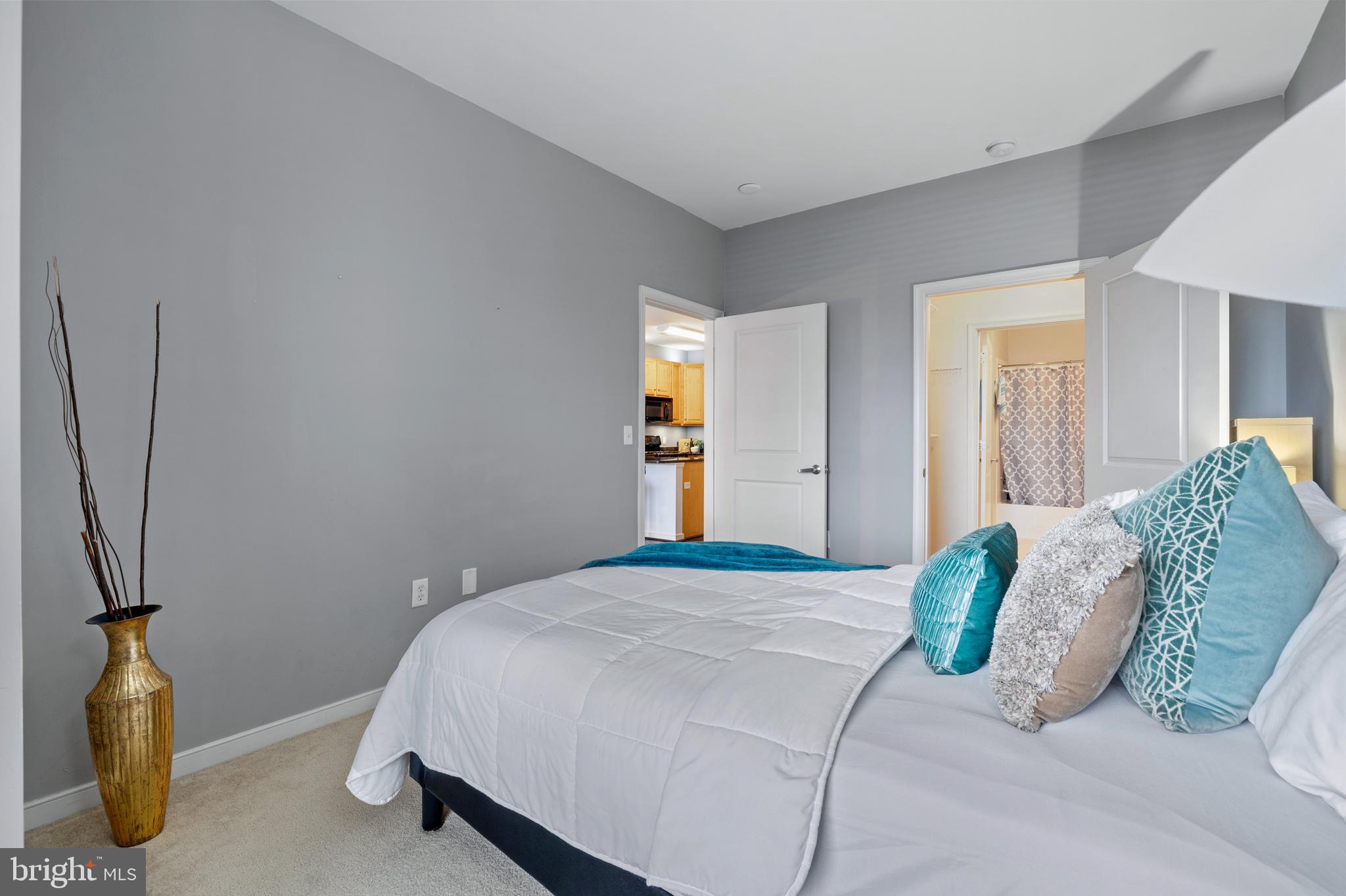 8045 Newell Street, Unit 522 Silver Spring, MD 20910 - Photo 21 of 31