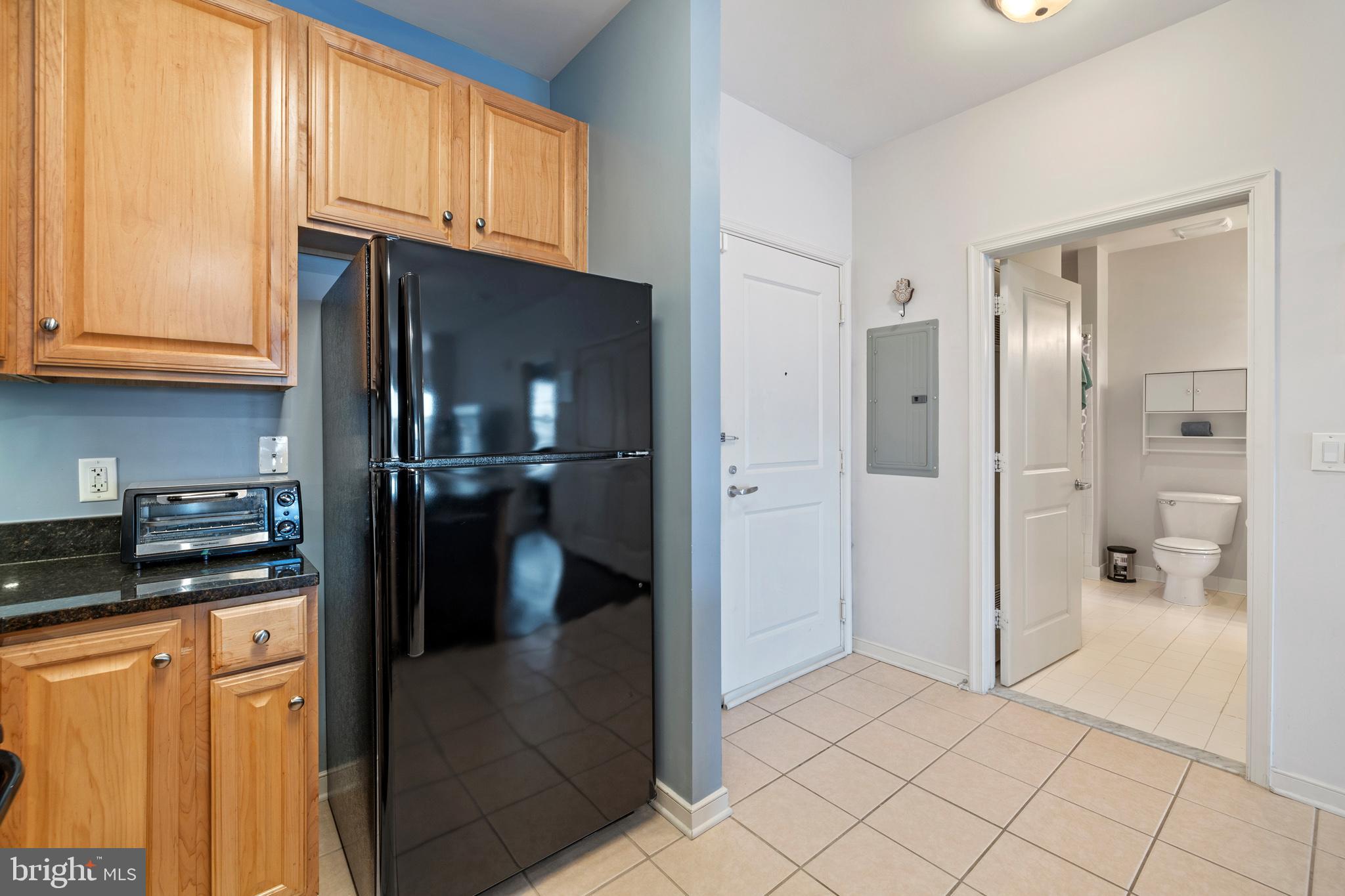 8045 Newell Street, Unit 522 Silver Spring, MD 20910 - Photo 7 of 31