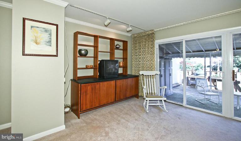 1208 Cedar Park Road, Unit 4 Annapolis, MD 21401 - Photo 7 of 21 Living Room #2