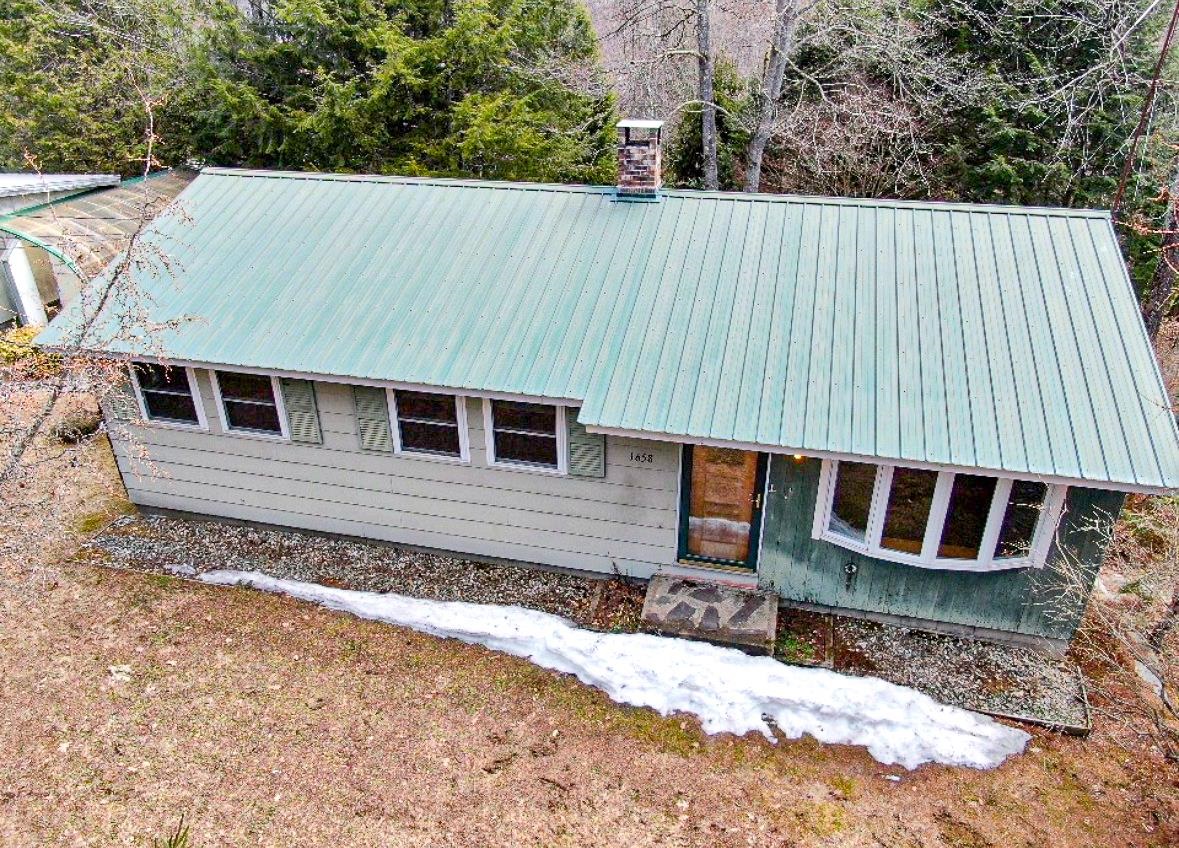 1658 Vermont Rte 100 Ludlow, VT 05149 - Photo 1 of 37 Gallery Image 1