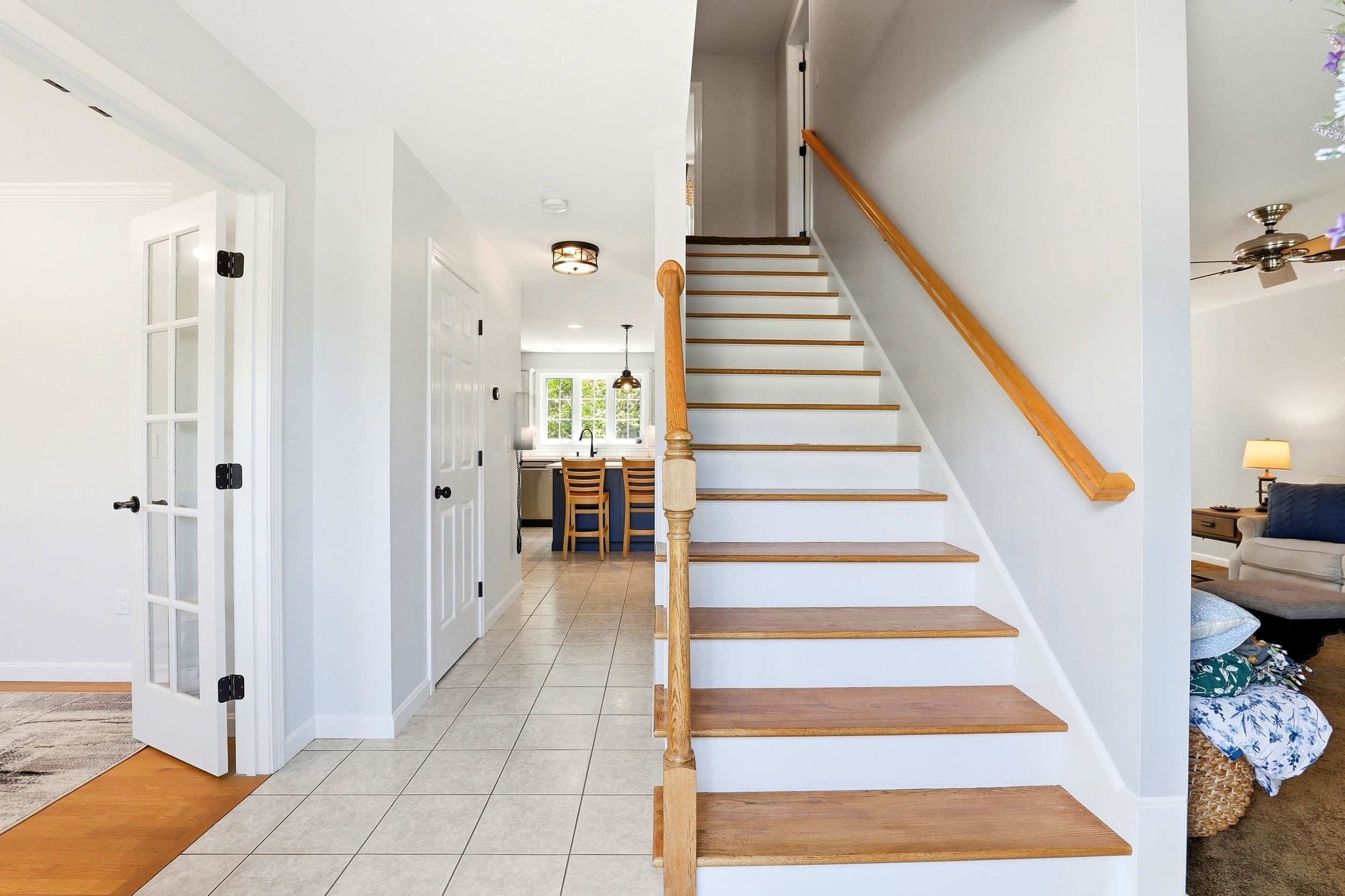 57 Lindsay Road Hooksett, NH 03106 - Photo 5 of 51