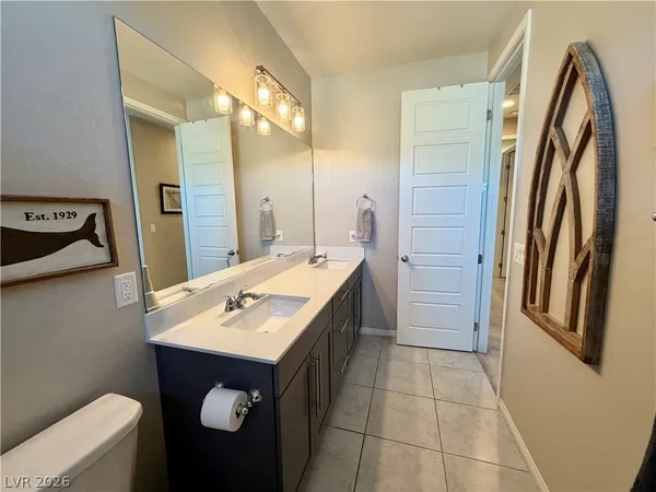 $2,430 | 572 Pear Lake Street, Las Vegas, NV 89138