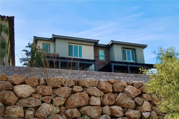 $2,430 | 572 Pear Lake Street, Las Vegas, NV 89138