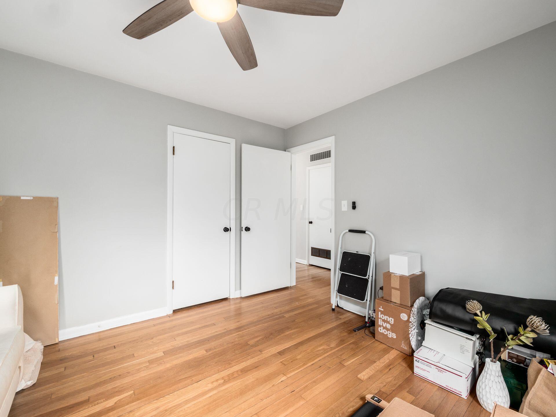 2872 Zollinger Road Columbus, OH 43221 - Photo 13 of 26 Bedroom 2
