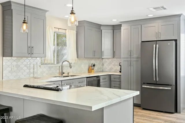 $3,500 | 4331 West Dailey Street, Glendale, AZ 85306