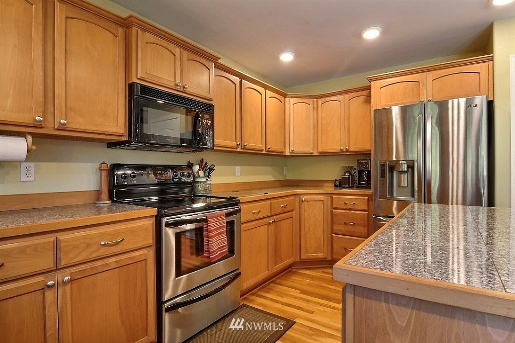 1188 Southwest Harper Road Port Orchard, WA 98367 - Photo 11 of 25 Gallery Image 11