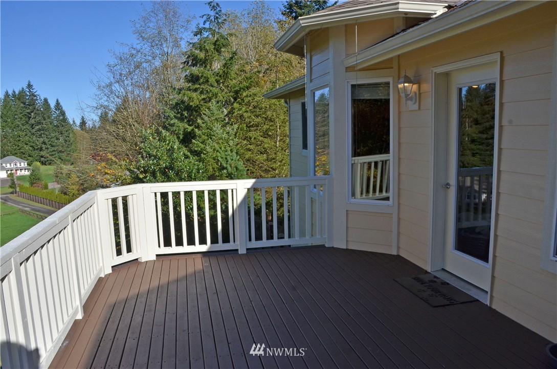 1188 Southwest Harper Road Port Orchard, WA 98367 - Photo 4 of 25 Gallery Image 4