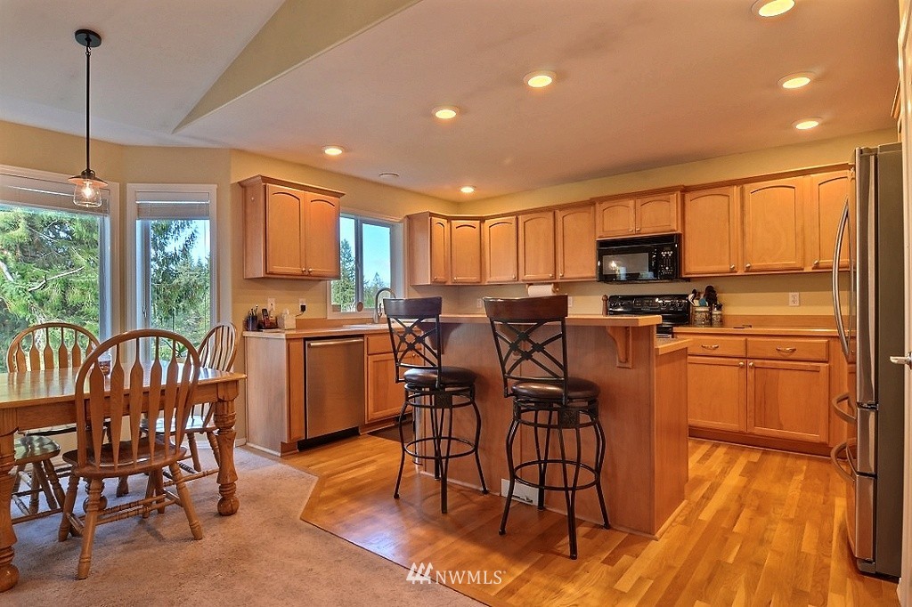 1188 Southwest Harper Road Port Orchard, WA 98367 - Photo 10 of 25 Gallery Image 10