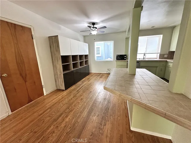 $1,995 | 700 East Carson Street, Unit 3, Long Beach, CA 90807