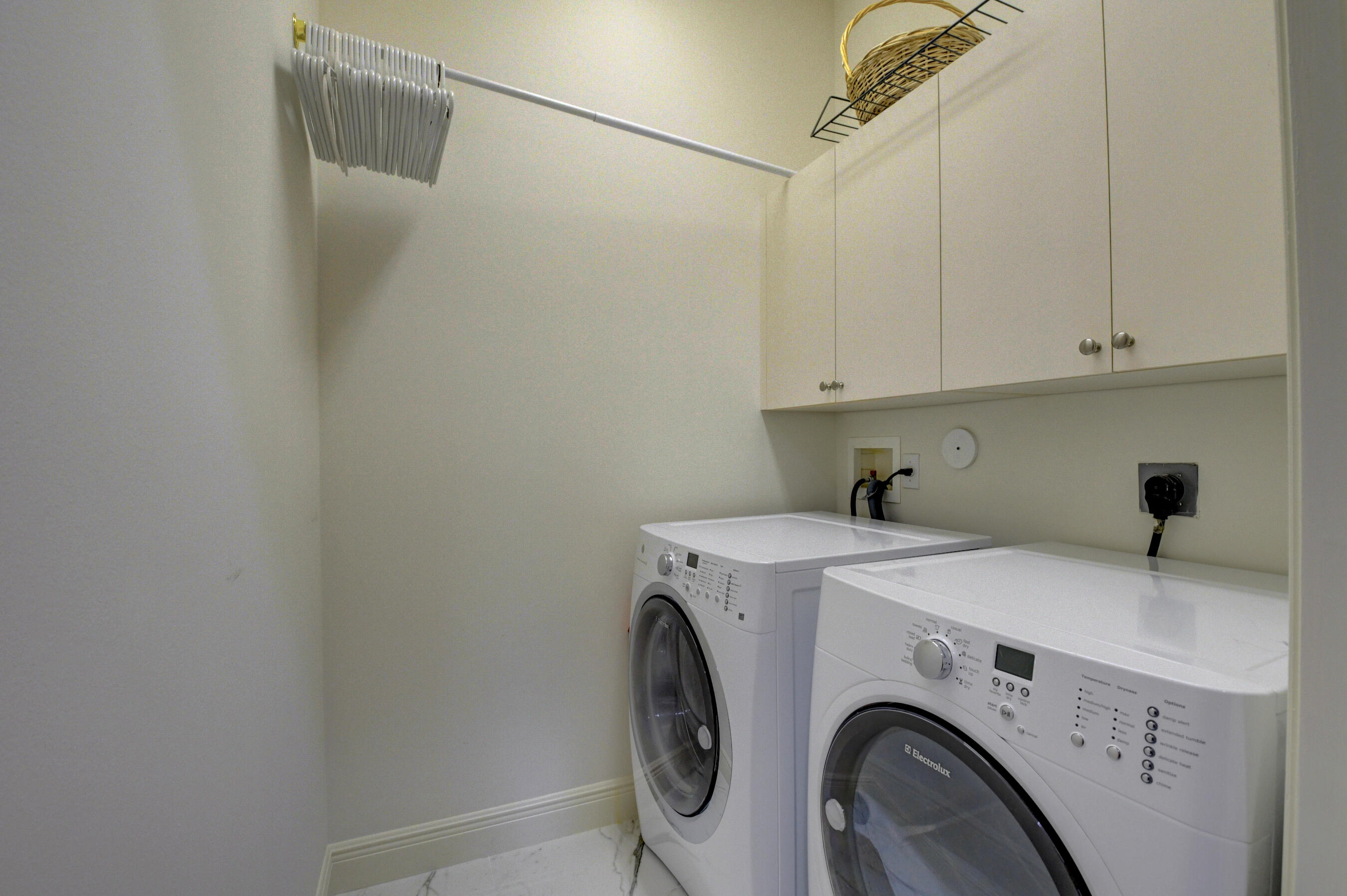 9784 Palma Vista Way Boca Raton, FL 33428 - Photo 20 of 39 Laundry Room