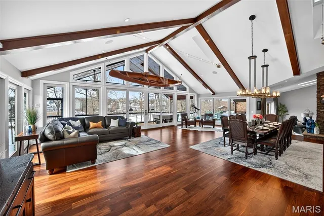 $4,300,000 | 9 Woodview Drive, Lake St. Louis, MO 63367