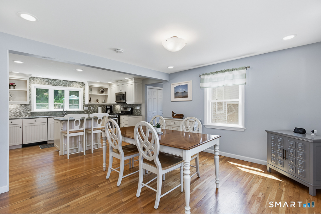 11 Ash Road Branford, CT 06405 - Photo 14 of 31