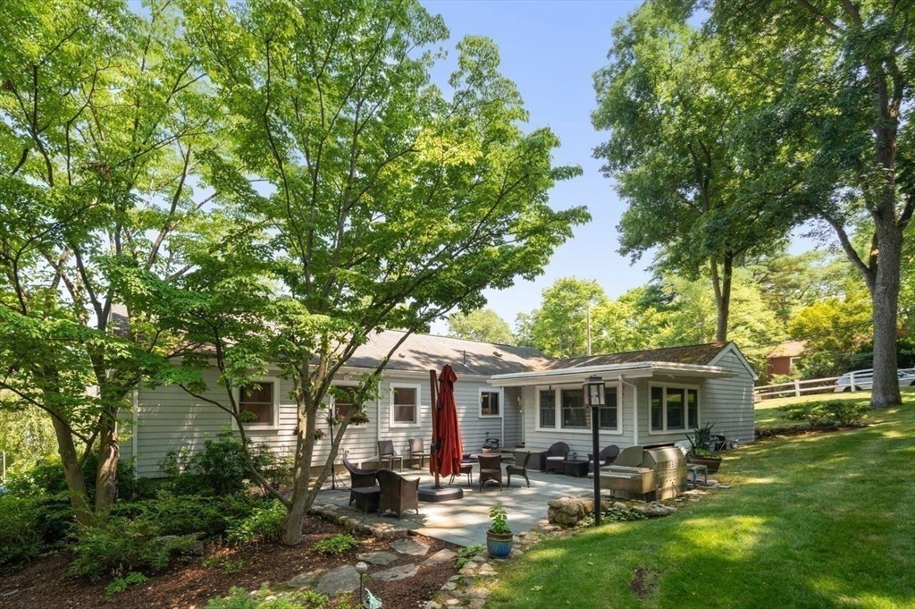 19 Druid Hill Road Newton, MA 02461 - Photo 30 of 35