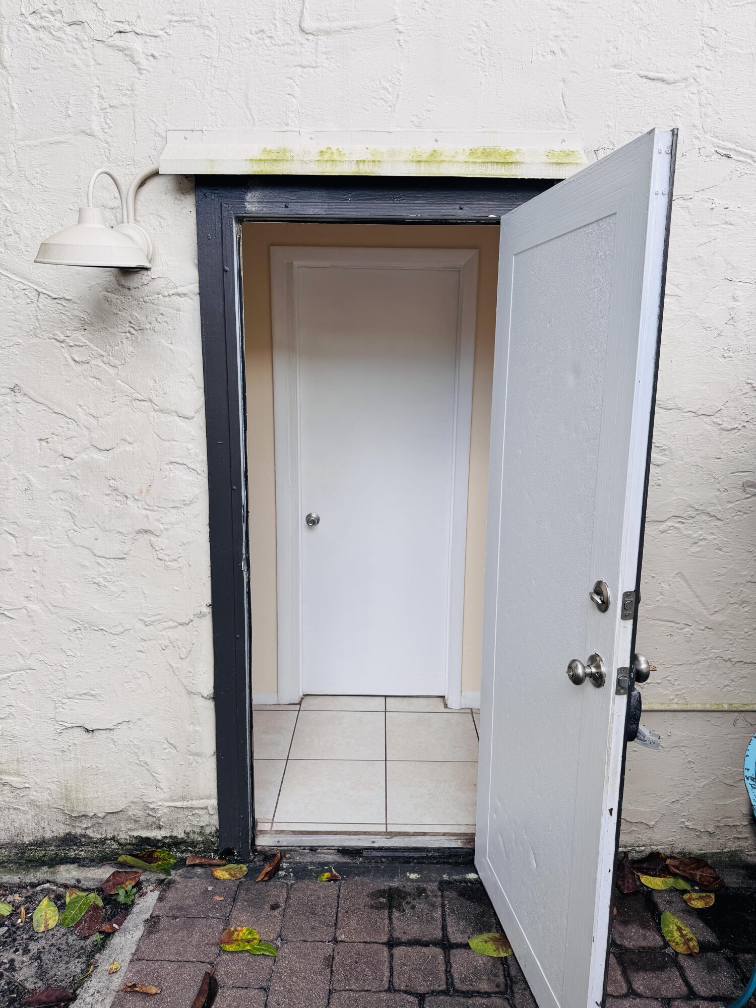 830 Valley Forge Road, Unit CASITA West Palm Beach, FL 33405 - Photo 5 of 19 IMG_9191