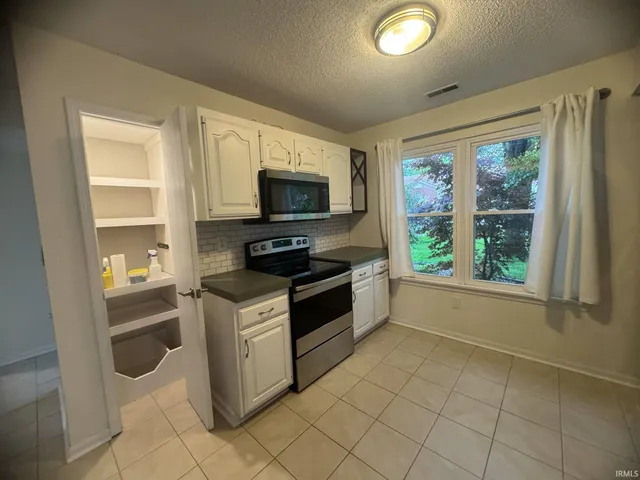 $1,850 | 3878 South Bushmill Drive, Bloomington, IN 47403