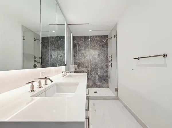 $1,465,000 | 75 Park Lane South, Unit 1912, Jersey City, NJ 07310
