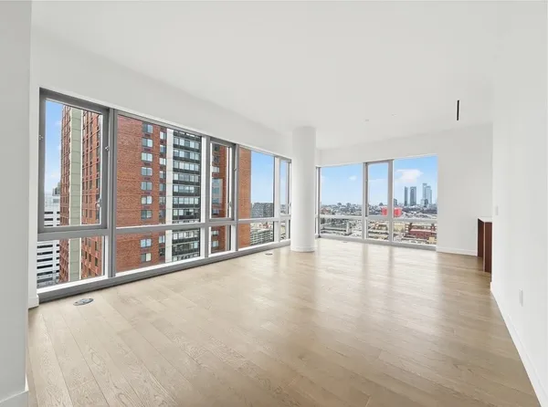 $1,465,000 | 75 Park Lane South, Unit 1912, Jersey City, NJ 07310