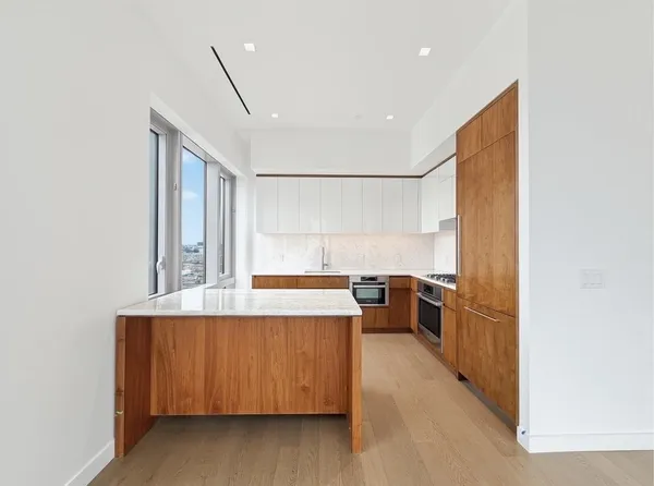 $1,465,000 | 75 Park Lane South, Unit 1912, Jersey City, NJ 07310
