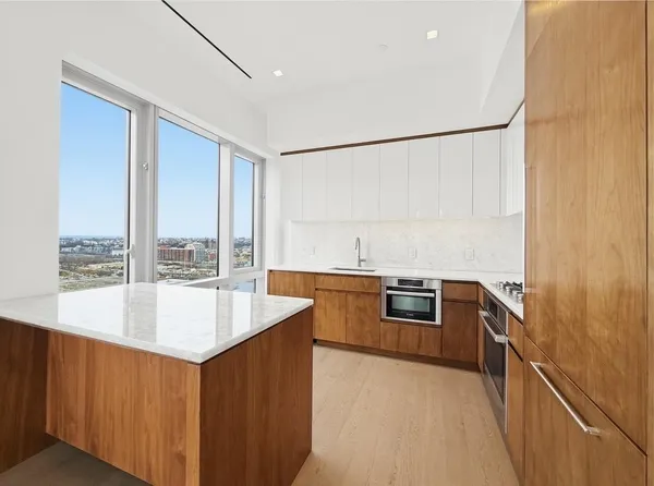 $1,465,000 | 75 Park Lane South, Unit 1912, Jersey City, NJ 07310