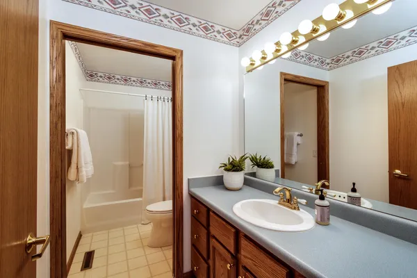 $399,900 | 16 Hidden Hollow Trail, Madison, WI 53717