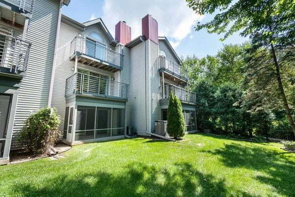 $399,900 | 16 Hidden Hollow Trail, Madison, WI 53717