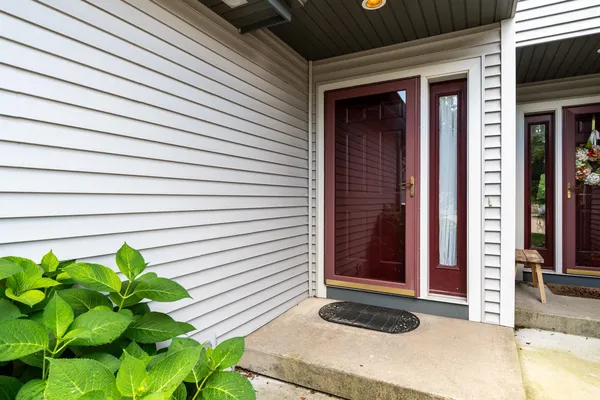 $399,900 | 16 Hidden Hollow Trail, Madison, WI 53717
