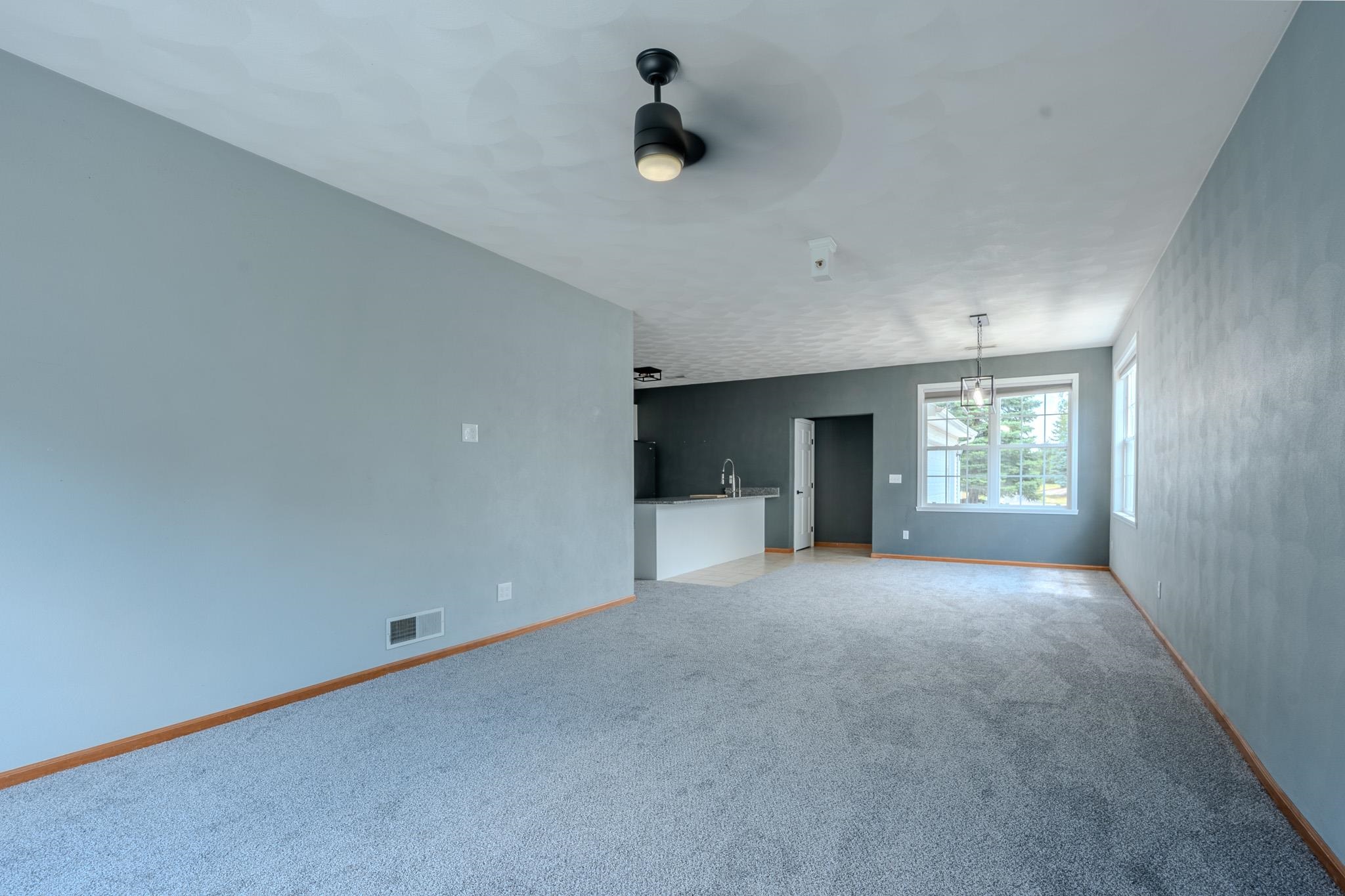 10164 Monarch Road, Unit 2 Roscoe, IL 61073 - Photo 6 of 18 Gallery Image 6