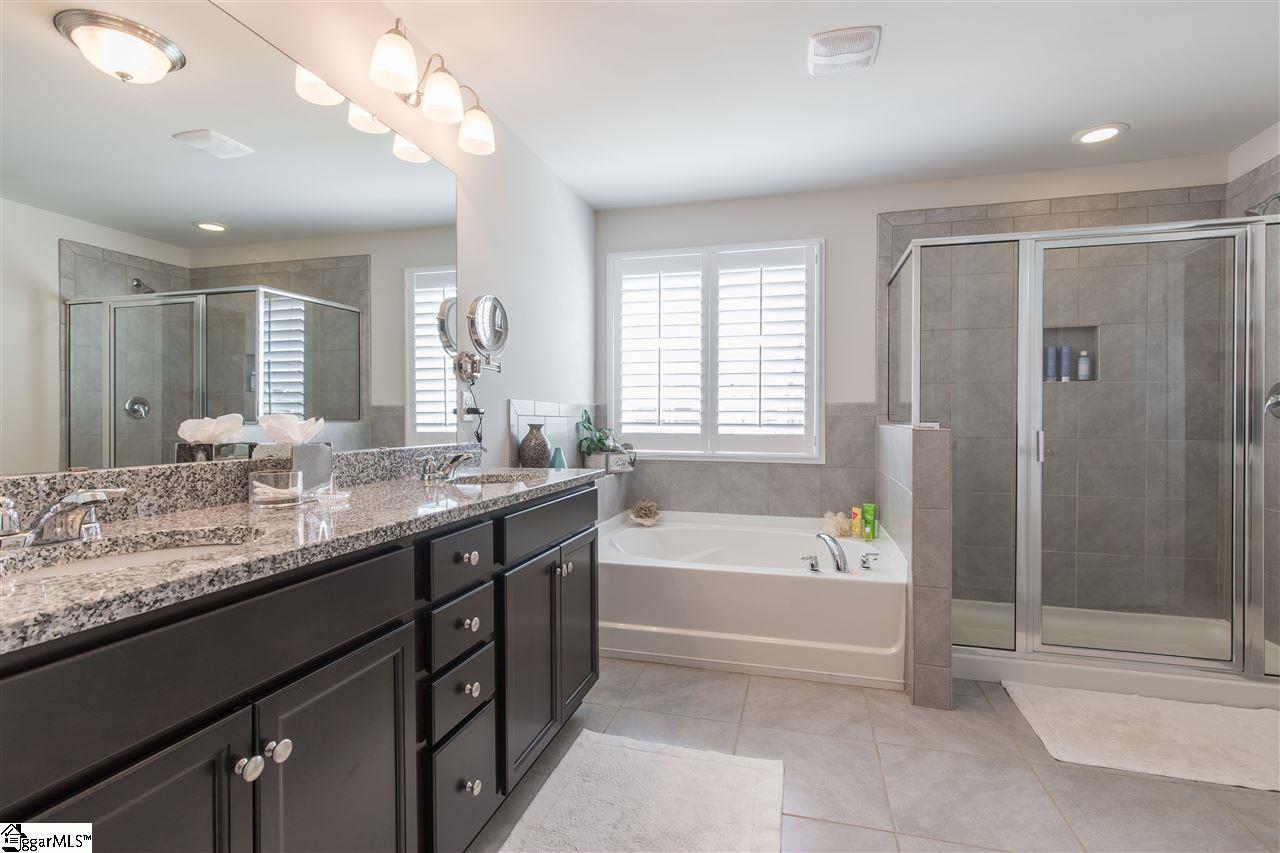407 Bucklebury Road Greer, SC 29651 - Photo 12 of 31 Gallery Image 12